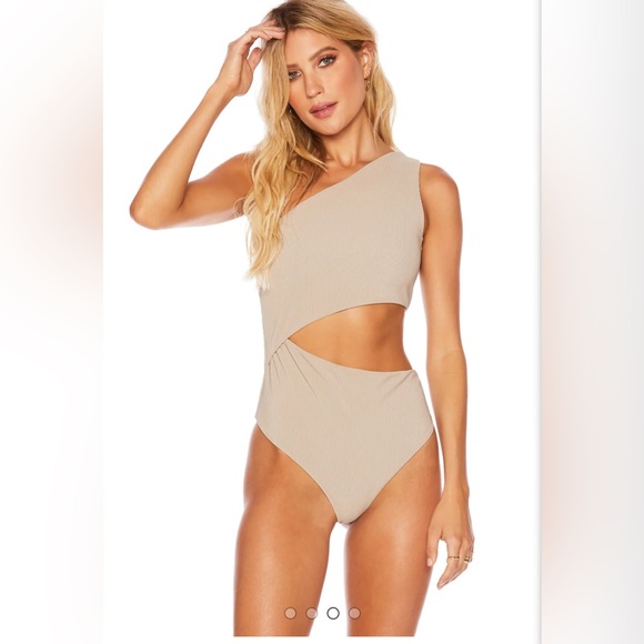 Beach Riot Celine One Piece - Picture 1 of 4